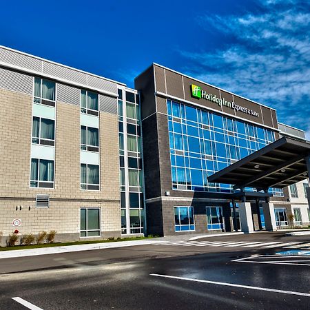 Holiday Inn Express & Suites Vaudreuil-Dorion By Ihg Bagian luar foto
