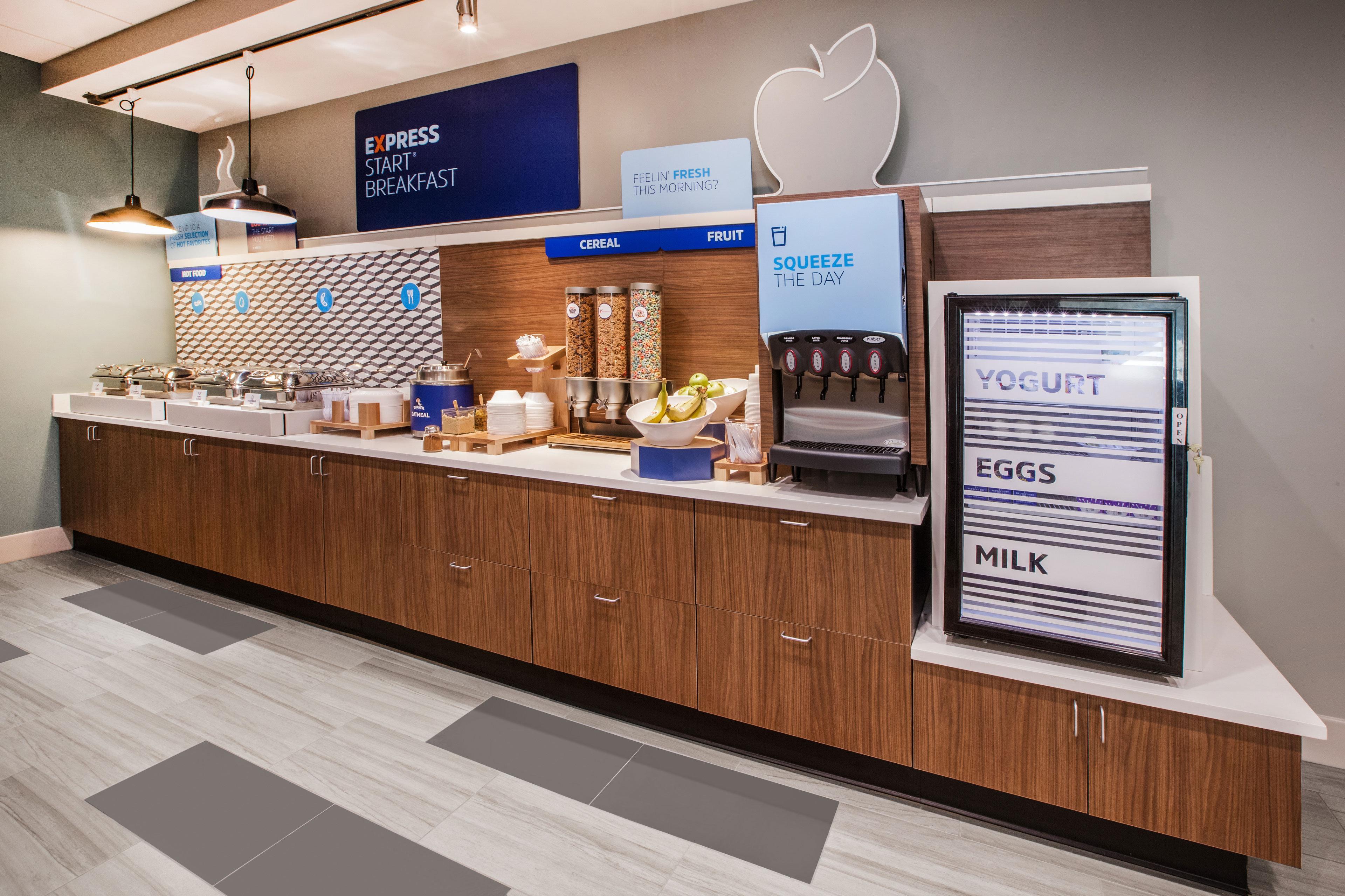 Holiday Inn Express & Suites Vaudreuil-Dorion By Ihg Bagian luar foto