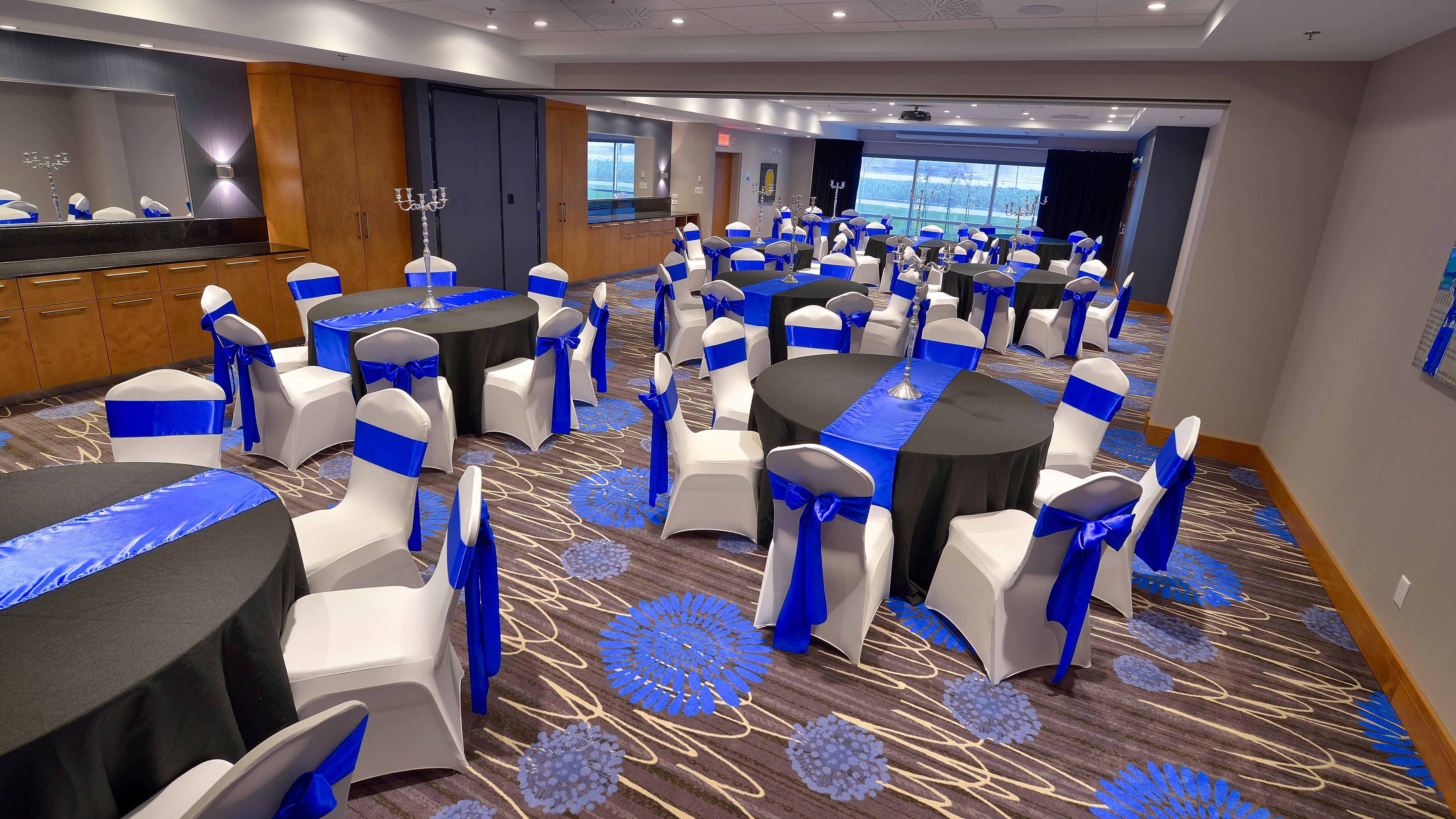 Holiday Inn Express & Suites Vaudreuil-Dorion By Ihg Bagian luar foto