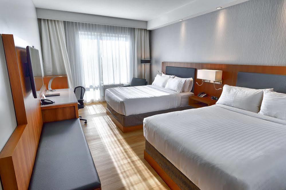 Holiday Inn Express & Suites Vaudreuil-Dorion By Ihg Bagian luar foto